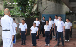 clase-karate-2-escuela-oral-ival